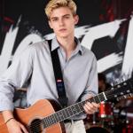 Yuomeaz Black Acoustic Guitar Strap with Picks