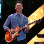 Nefelibata Soft Leather Guitar Strap with Picks