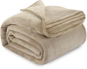 Utopia Bedding Camel Fleece Blanket Queen Size Lightweight Fuzzy Soft Anti-Static Microfiber Bed Blanket (90x90 Inch)