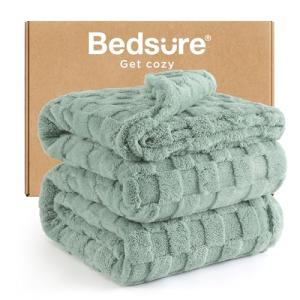 Bedsure GentleSoft Full Size Blankets for Bed Sage Green - Super Soft Cozy Fleece Blanket for Women Men Girls, Large Fuzzy Throws for Bedroom Decor, 84x90 Inches