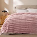 Bedsure GentleSoft Blankets Queen Size for Bed - 350GSM Super Soft Cozy Blanket for Women Men Girls as Gifts, Large Fuzzy Fleece Throw for Bedroom Home Decor, Pink, 90x90 Inches