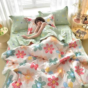 Quilted Spring Summer Quilt Soft Lightweight Duvet Summer Blanket Queen Breathable Blankets Comfortable Washable Double Quilts