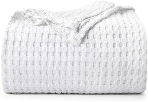 Utopia Bedding White 100% Cotton Waffle Blanket 300 GSM [King - 90x108 Inch] Soft Lightweight Breathable Bed Blanket for All Season