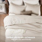 Bedsure Queen Comforter Set - Beige Soft Bedding for All Seasons, Cationic Dyed Bed Set, 3 Pieces, 1 Queen Size Comforter (90"x90") and 2 Pillow Shams (20"x26"+2")