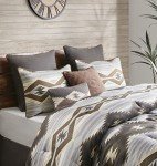 Woolrich Rustic Lodge Cabin Comforter Set - All Season Down Alternative Warm Bedding Layer and Matching Shams, Oversized Queen, Bitter Creek, Grey/Brown