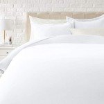 Amazon Basics Lightweight Microfiber 3 Piece Duvet Cover Set with Zipper Closure, Full/Queen, Bright White, Solid