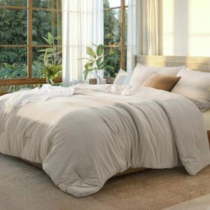Bedsure King Size Comforter Set, Beige Soft Prewashed Bedding for All Seasons, 3 Pieces GentleSoft™ Warm Down Alternative Bed Set, 1 Lightweight Comforter (104"x90") and 2 Pillowcases (20"x36")