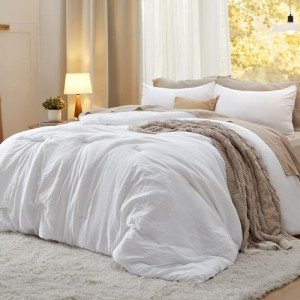 Bedsure Queen Size Comforter Set, White Soft Prewashed Bedding for All Seasons, 3 Pieces GentleSoft™ Warm Down Alternative Bed Set, 1 Lightweight Comforter (90"x90") and 2 Pillowcases (20"x26")
