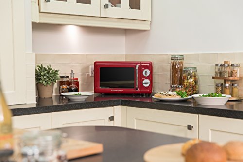 Russell Hobbs RHRETMM705R-N 17 L 700 W Red Compact Retro Solo Manual Microwave with 5 Power Levels, Timer, Defrost Setting, Easy Clean