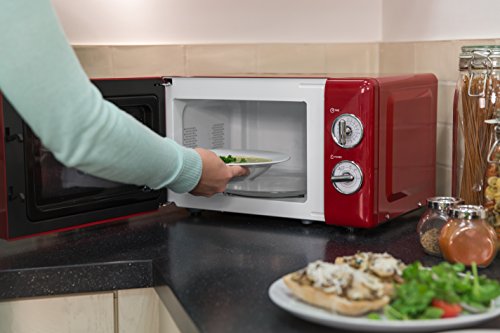 Russell Hobbs RHRETMM705R-N 17 L 700 W Red Compact Retro Solo Manual Microwave with 5 Power Levels, Timer, Defrost Setting, Easy Clean