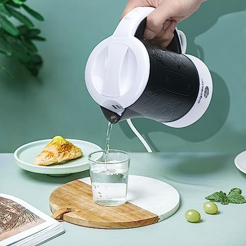 Aigostar Cooltravel 30MBA - Travel Electric Kettle, 650W, 0.6L Mini Water Pot, Auto Shut Off with Boil-Dry Protection, BPA Free, Includes 2 Cups and 2 Spoons, Black.