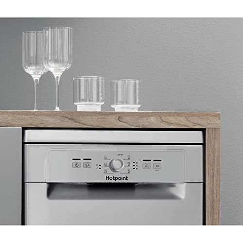Hotpoint Freestanding HSFE1B19SUKN Slim 45cm 10 Place Dishwasher - Silver