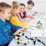 Libima 40 Pcs Plastic Propeller for STEM Activities Fold Resistant Propeller Blades with Rubber Band Hooks for Airplanes and Helicopters from Research Institution, 7.1 Inches(Black)