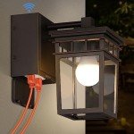 Porch Light with GFCI Outlet Built in, Dusk to Dawn Outdoor Light with Outlet, Waterproof Anti-Rust Alunmium Exterior Light Fixture Wall Mount Outside Light for House Garage Front Door, Bulb Included
