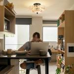 GloMuse Ceiling Lights Semi Flush Mount Ceiling Light Brown Glass Chandeliers Black Base Modern Lighting Light Fixture Suitable for Living Room Kitchen Bedroom Hallway (Bulb Not Included)