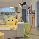 Modern Designer Floor Lamps Memphis Creative Cartoon Table Light Children's Room Parlor Hotel Homestay Study Decoraton Luminaria