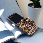 for Motorola Razr 2025/2024 Case with Lanyard+Ring+Hinge Protection, Cute Moto Razr 2025/2024 Phone Case, Shockproof Motorola Razr 2025/2024 Flip Phone Case for Women Brown