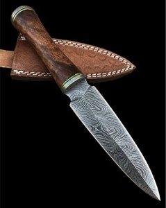 DG-28 Handmade Damascus Steel Knife – Beautiful Rose Wood Handle