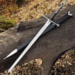 Andúril - The Flame of The West | Handcrafted Stainless Steel Replica Sword | Comes with Wall Mount Plaque & Scabbard | Collector’s Edition