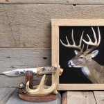 Bear Blade Knife with Carved Handle and Stand