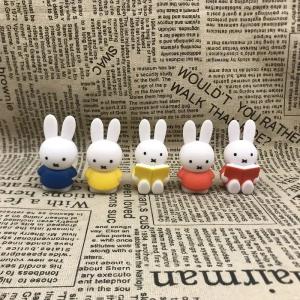 Japanese Miffys Action Figures Reading Rabbit Model Toys Cute Cartoon Doll Desktop Cake Decoration Collectible Toys Kids Gifts