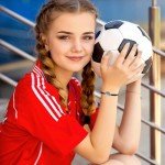 SmileBelle Soccer Gifts Soccer Easter Basket Soccer Bracelets 2 Pcs Soccer Accessories White and Black Sport Bracelets as Son Daughter Soccer Party Favors, Soccer Stuff Jewelry for Fans Soccer Lover