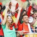 Trnayi 24 Pcs Soccer Bracelets Soccer Party Favors Charm Soccer Sports Bracelet Stackable Clay Beaded Bracelets for Teens Team Women Men Sports Party Favors(12 Colors)