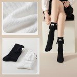 Smilelife 2 Pairs Magnetic Holding Hands Socks - Funny Easter Gifts for Teens & Women, Couples, Friends (White)