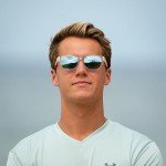 Tifosi Swank Sunglasses (Avant Clear/Smoke Bright Blue Mirror Lenses)