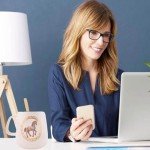 HIGHTERTON Horse Coffee Mug, 12 oz Enameled Mug, Ceramic Porcelain Tea Cup with Lid and Spoon, Birthday Present for Friends, Lady or Any Horse Lovers