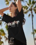 Flafens Oversized Tshirts for Women - Graphic T Shirt Loose Tees Crewneck Sleeve Top Cute Fashion Summer Pattern Print Tops, M, Three Horse
