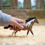 Safari Ltd. Pinto Mustang Stallion Figurine - Lifelike 7.25" Model Figure - Educational Toy for Boys, Girls, and Kids Ages 3+