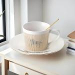 Old Craftsmen's Coffee Cup and Saucer Sets 8.45oz Unique Dynamic Mirage Reflection Tea Cup Luxury Porcelain Mirror Ceramic Mug Gifts for Cappuccino Espresso 250ml Horse