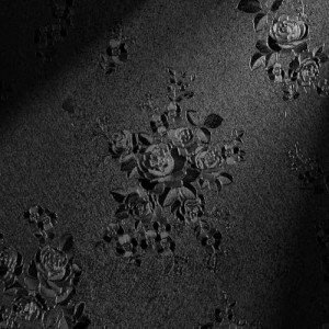 Erfoni Black Wallpaper Peel and Stick Wallpaper Black Floral Embossed Contact Paper 17.7inch×393.7inch Removable Textured Flower Wallpaper Self Adhesive Thicken Countertops Cabinets Contact Paper