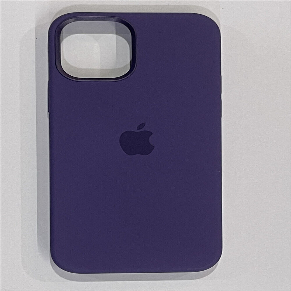 iPhone 12 Silicone Case with Magsafe Magnet Charge