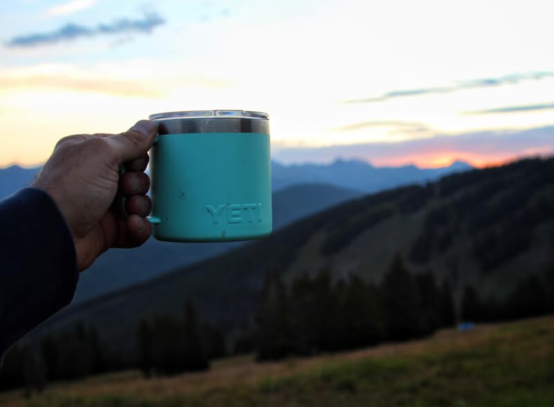 YETI 14 oz Seafoam Rambler Mug with Lid