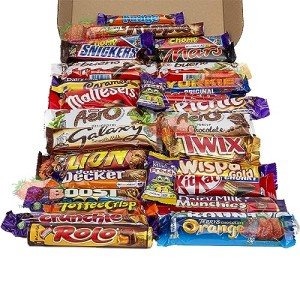 Luxury Chocolate Hamper with 31 Full-Size Bars