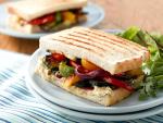 Warburtons Thick Sliced Soft White Toastie Bread