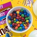 M&M'S Chocolate Bag, Milk Chocolate, 800g Party Bag, Bulk Chocolate, Ideal for Gift, Snacks and Sharing
