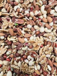 Mixed Nuts 1kg – LUXURY Deluxe 9 Premium Nut Mix of Macadamia Pistachios Pecans Hazels Cashews Almonds Walnuts Brazils Peanuts – Assorted Selection Raw Whole Natural Unsalted Healthy Snacks Bulk Gift