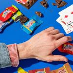 Tony's Chocolonely Tiny Tony's Chocolate Gift Box - 900g Mini Chocolate Mix To Share, 10 Different Flavours, Individually Wrapped, Vegetarian, Belgian Fairtrade Chocolate