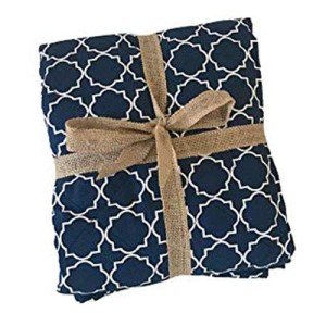 Molly Mutt Pet Blanket - Dog Blankets For Small Dogs - Cat Blanket - Pet Blankets- Pet Furniture Protector - Small Blankets For Pets - Calming Blankets For Dogs - Couch Pet Protector - Dog Car Blanket