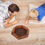 Juegoal Wooden Shut The Box Dice Game for 1-6 Players, Upgrade Tabletop Board Game with 12 Dice for Kids Adults Families, Classics Travel Portable Classroom Home Party Pub Board Game Sets