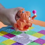Hasbro Gaming Don’t Break The Ice Mammoth Edition Board Game | Ages 3 and Up | 2 to 4 Players | Preschool and Kids Games (Amazon Exclusive)
