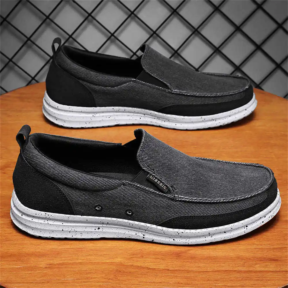 Black Luxury Sneakers for Men - Casual Skate Shoes
