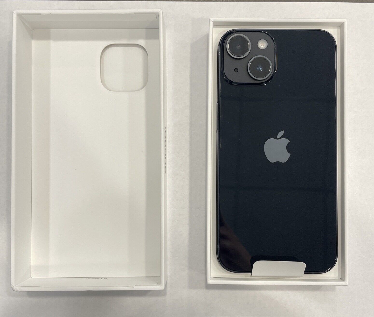 Apple iPhone 14 128GB Midnight Unlocked