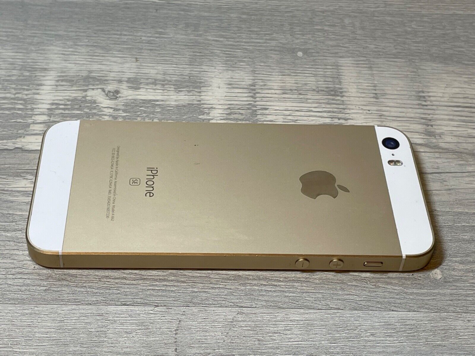 Apple iPhone SE 1st Gen - Unlocked - All Colors