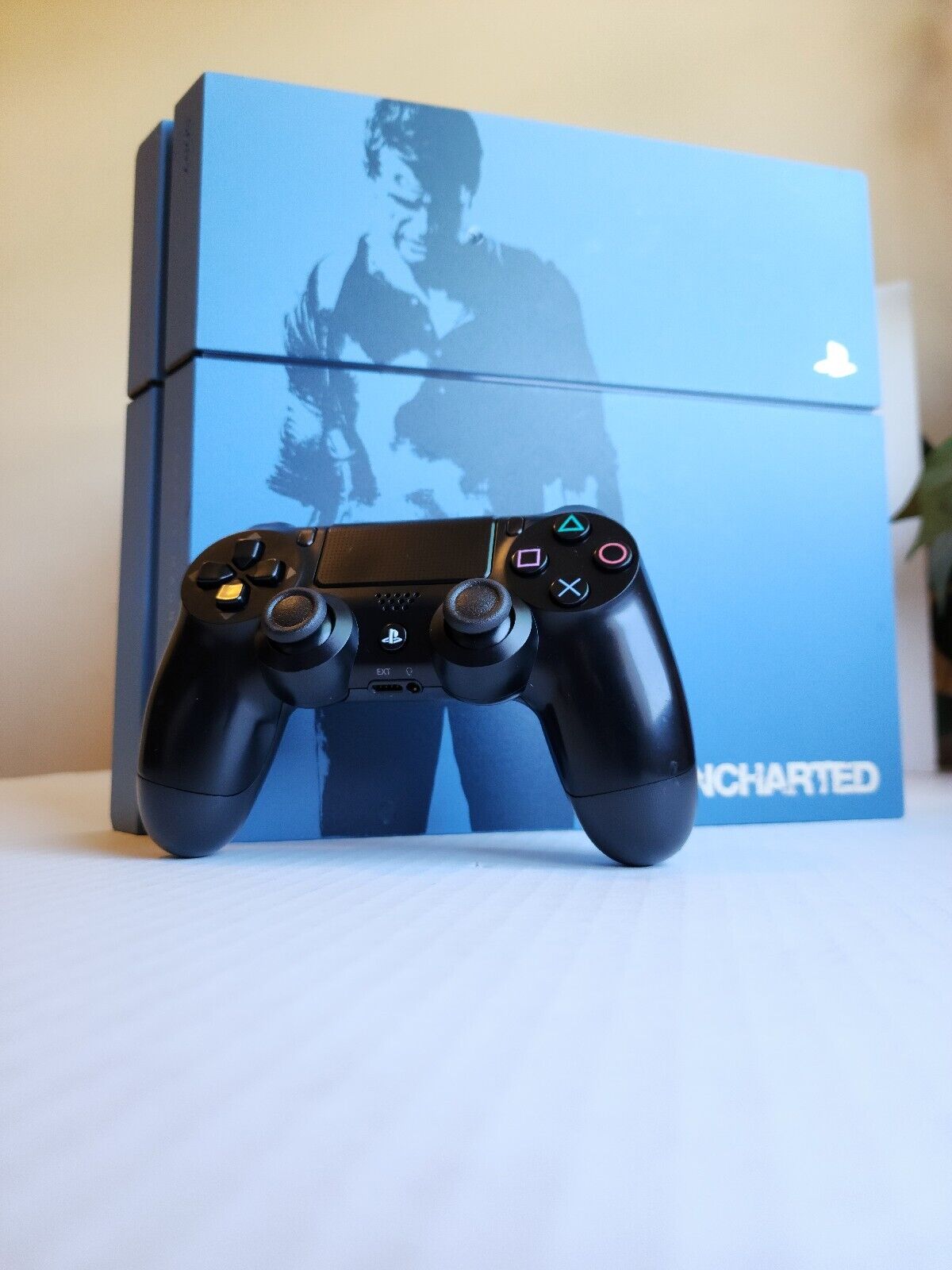 Sony PlayStation 4 Uncharted 4: Limited Edition Bundle 500GB Gray Blue Console