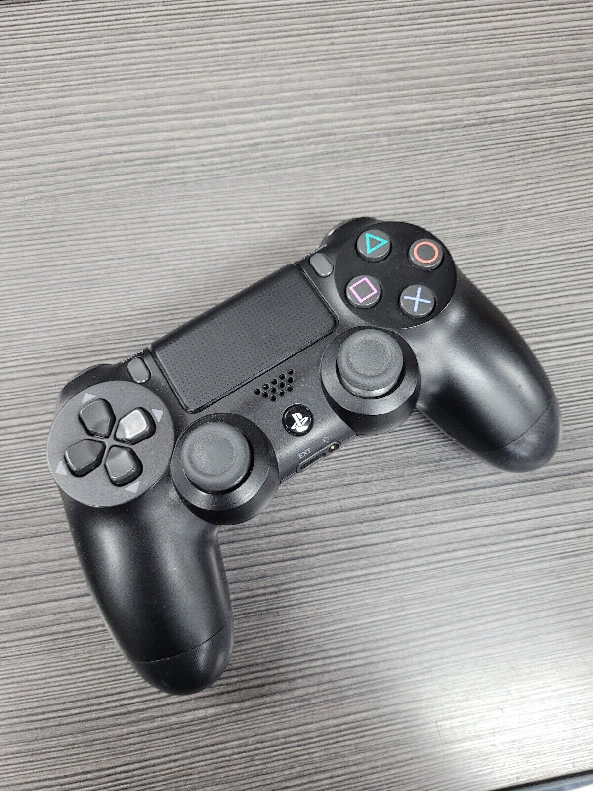 Sony PlayStation 4 Slim CUH-2215B 1TB PS4 Console & jet black Controller