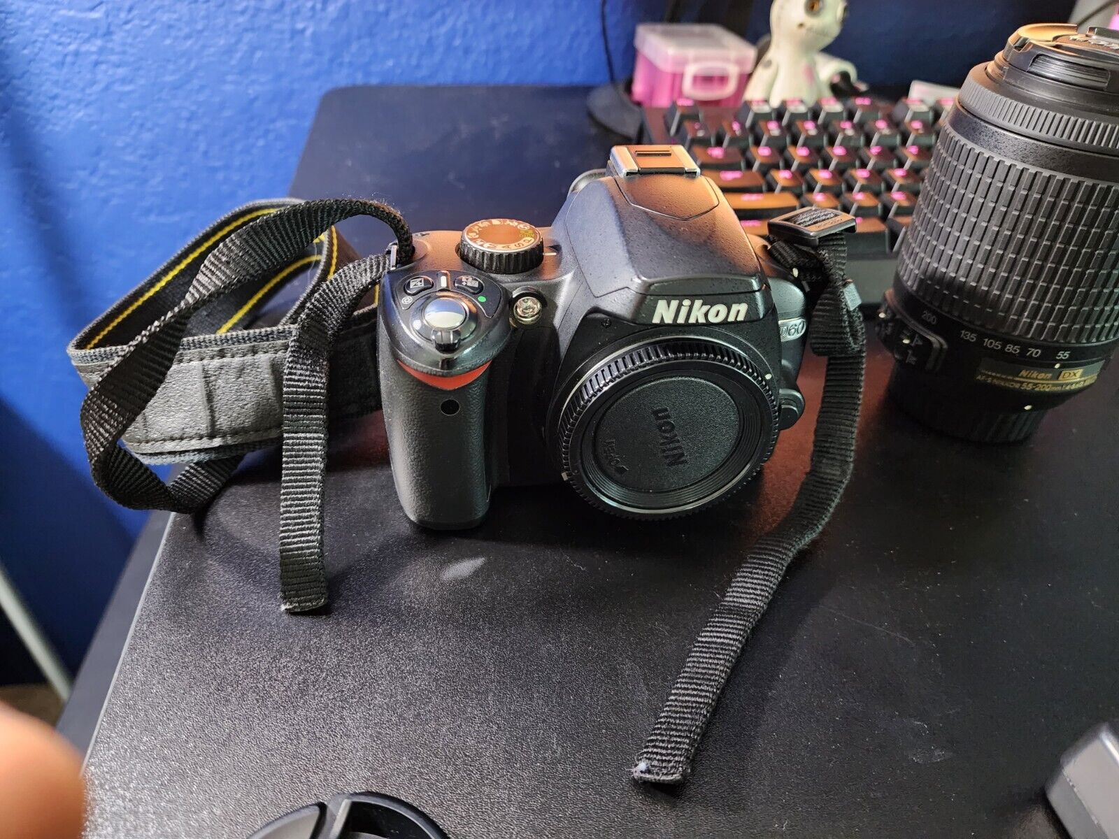 Nikon D60 Camera Bundle + 2 Lenses, Battery and Charger, Carrying Case and more!